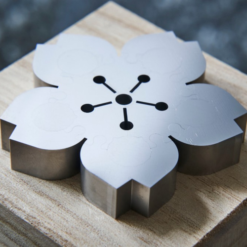 廃盤 未使用 1993年製 B.MOCK 「秋桜」 2014ピースジグソーパズル 廃盤 未使用 1993年製 B.MOCK 「秋桜」 2014ピースジグソーパズル 廃盤