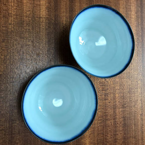 ［単品］【波佐見焼】青白磁に天目釉掛け　茶碗 2枚目の画像