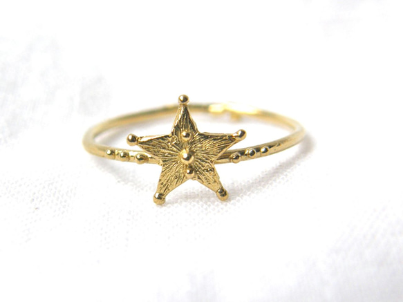 little star ring 1枚目の画像