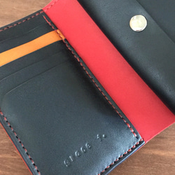 手帳のような財布／赤×ネイビー×キャメル〈カラー固定版〉 3枚目の画像