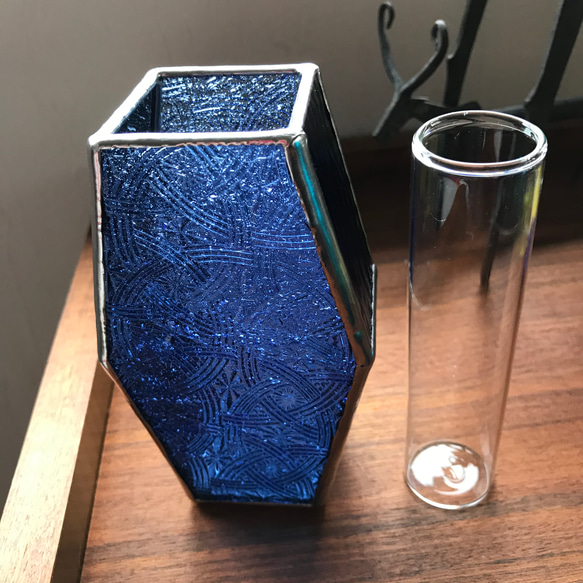 ステンドグラスの花瓶(水色柄) 6枚目の画像