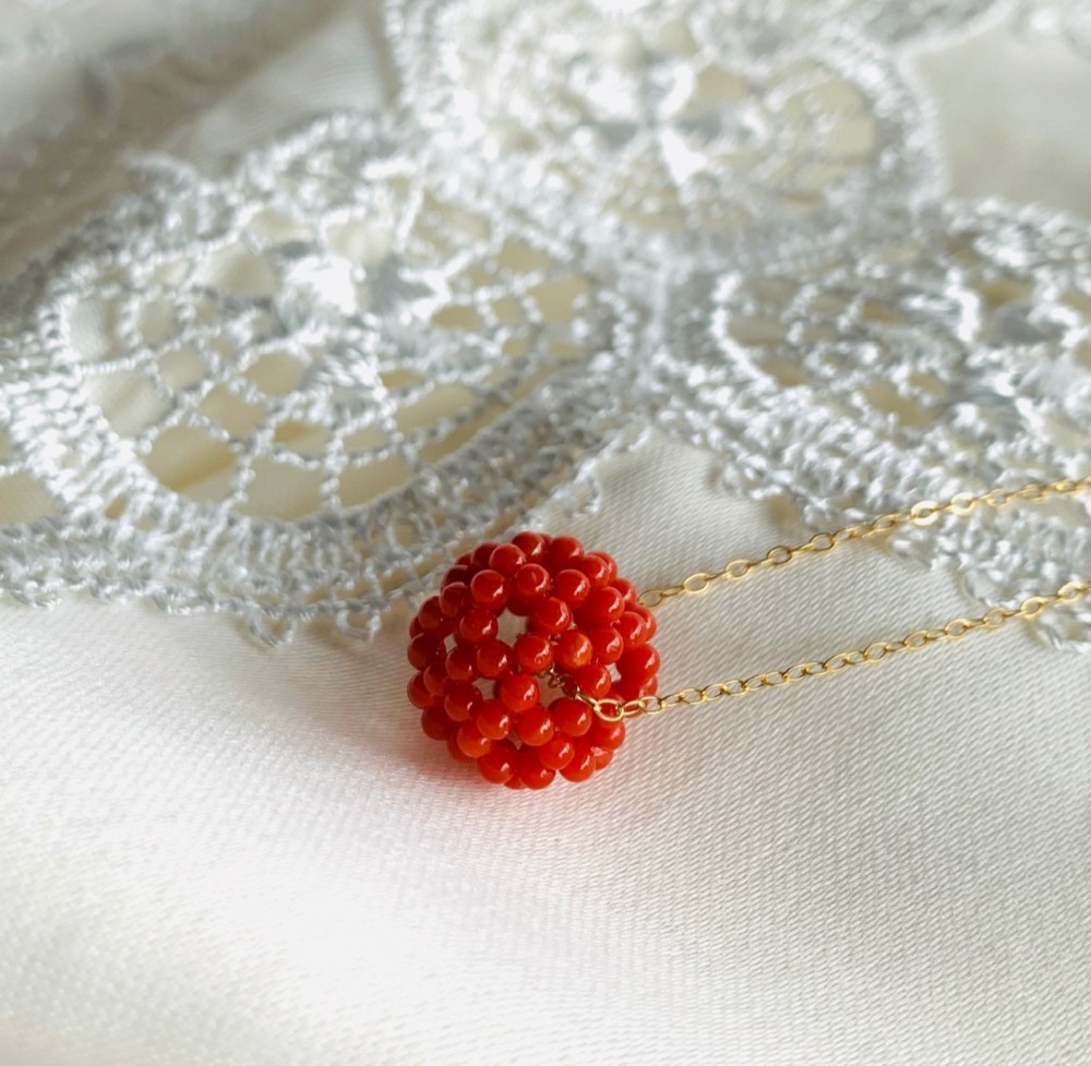 神聖幾何学　サルデーニャ産本珊瑚　ネックレス　チェーン付