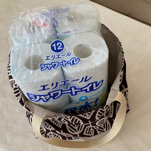 ☆  お洒落な大容量エコ　トートバック　北欧柄　ハンドメイド ハンドメイド エコバッグ 大きめエコバッグ サブバッグ 肩掛けエコ