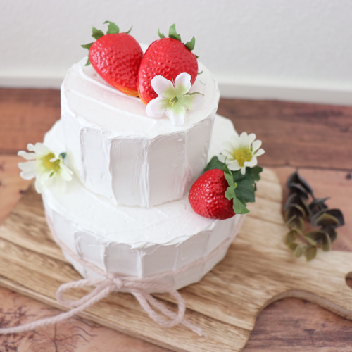 いちごのクレイケーキ☆誕生日ケーキ 雑貨・その他 エレナ 通販