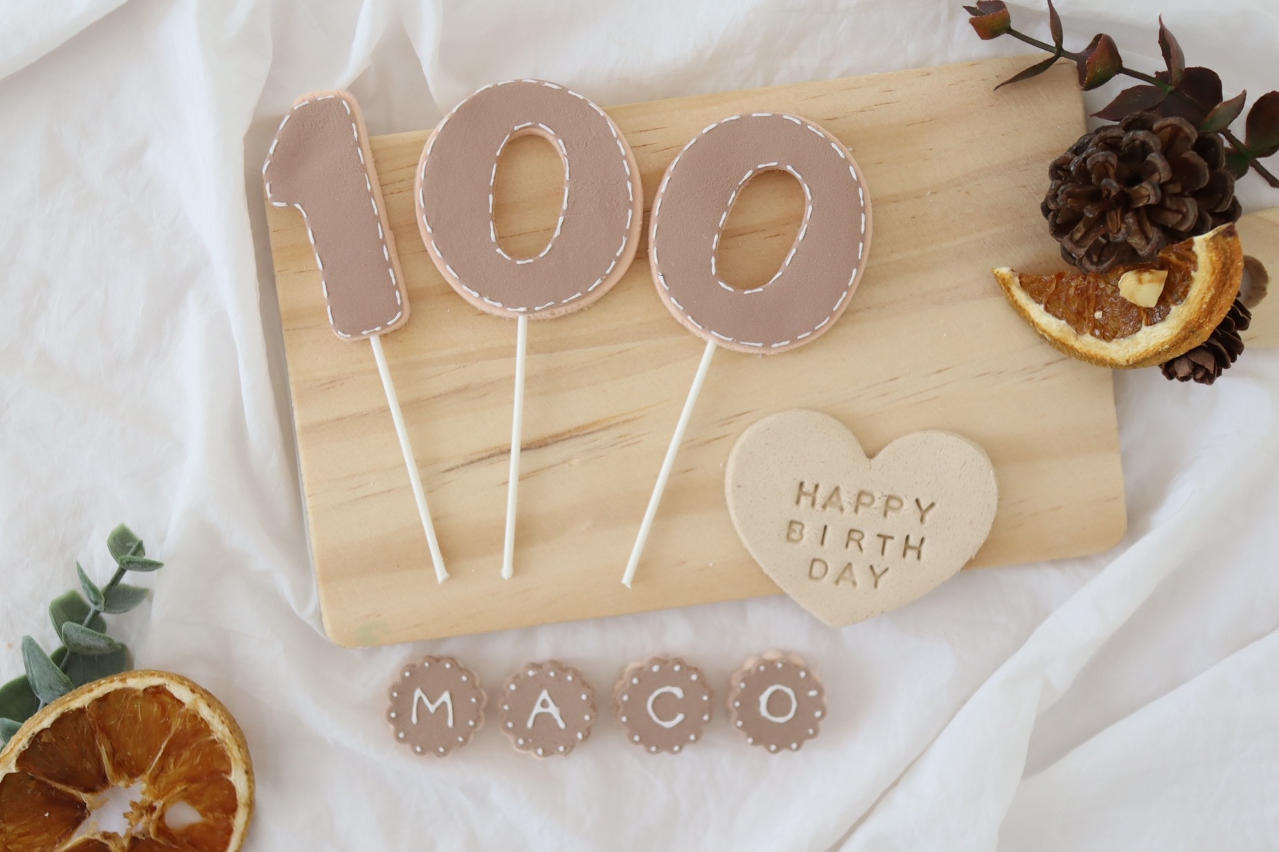 ハンドメイド☆オーダーページ　アイシングクッキー 風ケーキトッパー　推しケーキ
