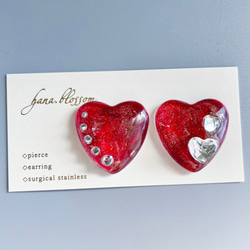 【特価】glass heart Valentine red Earrings 1枚目の画像