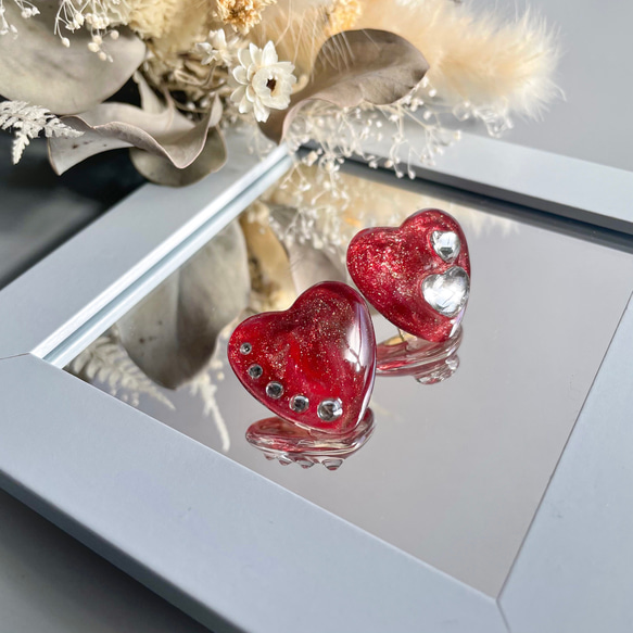 【特価】glass heart Valentine red Earrings 3枚目の画像