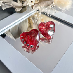 【特価】glass heart Valentine red Earrings 4枚目の画像