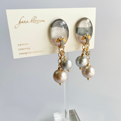 glas oval gray elegant perl Earrings 5枚目の画像
