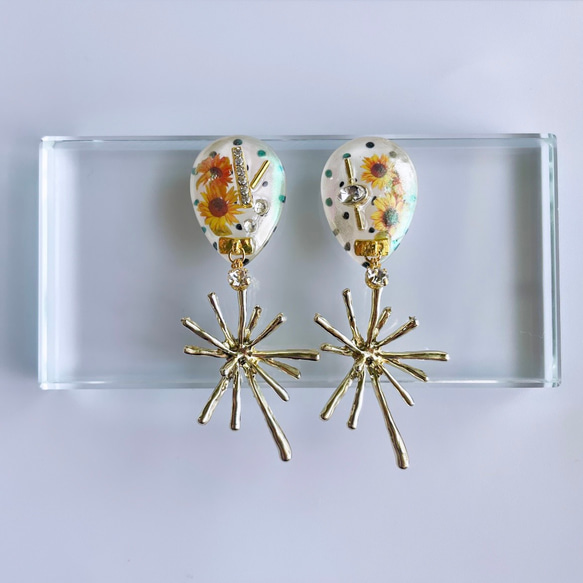 glass drop sunflower star Earrings 6枚目の画像