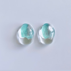glass wave oval clear mint green Earrings 7枚目の画像