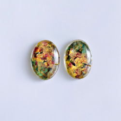 《選べる》glass oval pansy motif Earrings 4枚目の画像