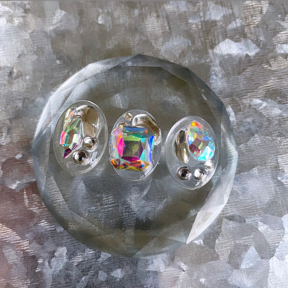 glass oval 3way nuance crystal Earrings ② 1枚目の画像