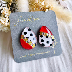 glass drop dalmatian red Earrings 3枚目の画像