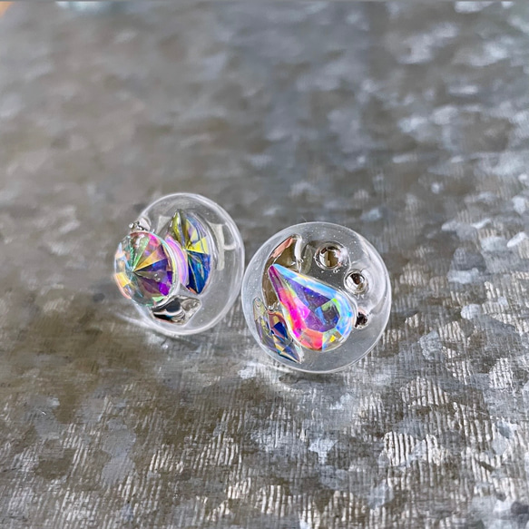 glass round nuance crystal Earrings  ① 2枚目の画像