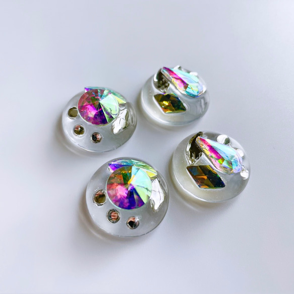 glass round nuance crystal Earrings  ① 4枚目の画像