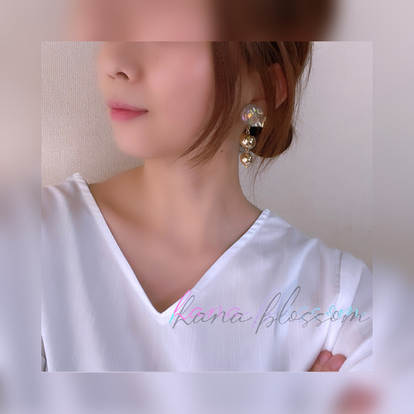 glass round moisture butterfly gold Earrings 8枚目の画像