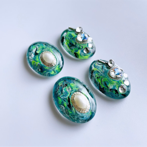 glass oval universe silver Earrings 7枚目の画像