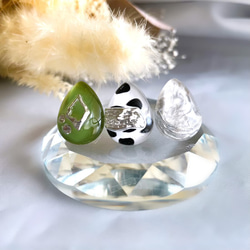 glass drop 3way khaki dalmatian Earrings 4枚目の画像