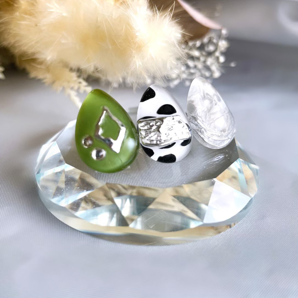 glass drop 3way khaki dalmatian Earrings 5枚目の画像