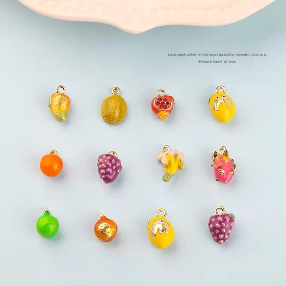 【2個入】ドラゴンフルーツのパーツ　チャーム　果物　フルーツ　本物　丸ごと　立体 5枚目の画像