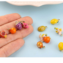 【2個入】ドラゴンフルーツのパーツ　チャーム　果物　フルーツ　本物　丸ごと　立体 10枚目の画像