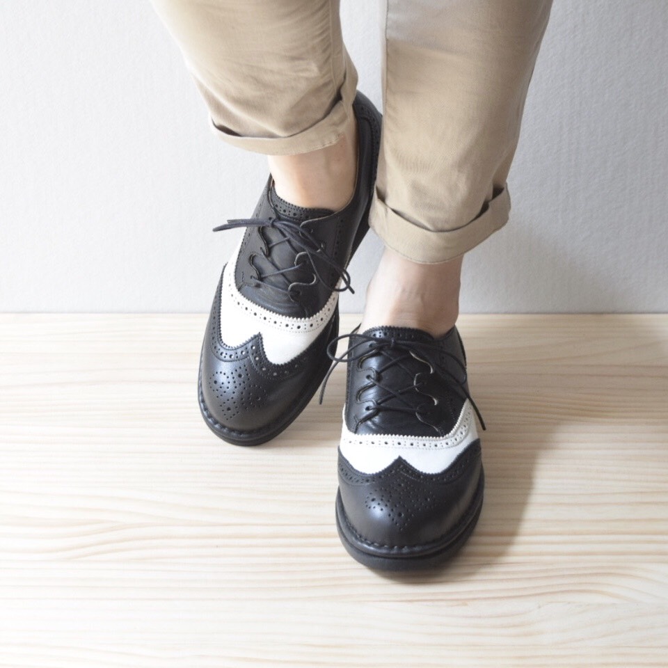 《L》オーダーメイドの革靴 毎日履きたい心地良さ 自分好みに選べる楽しさ　ギリー L-9