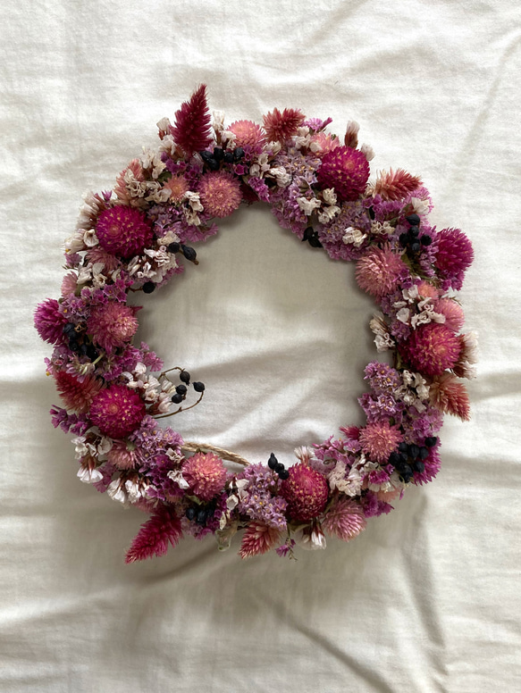 ドライフラワーリース　ハーフリース　千日紅　ユーカリ ユーカリと千日紅のドライフラワーハーフリース | ドライフラワー