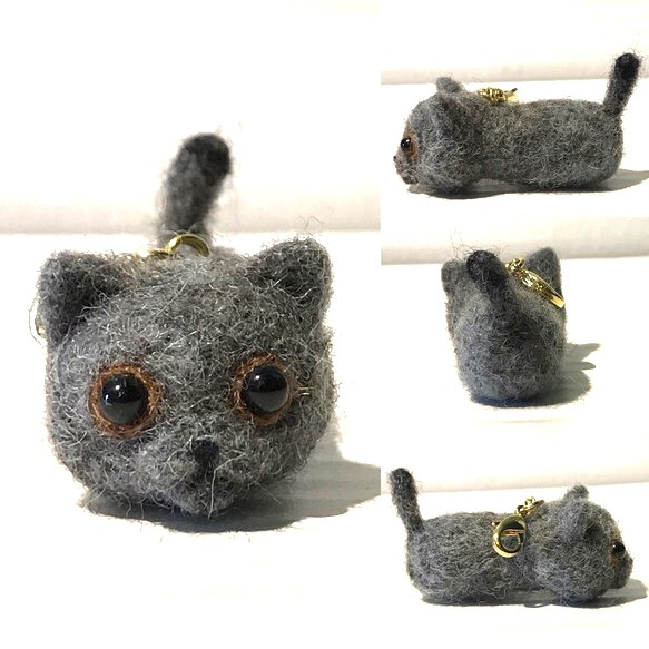 ころころにゃんこストラップ:ブリティッシュショートヘア 羊毛フェルト  