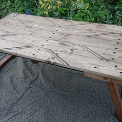 折りたたみローテーブル　ワンポイント模様あり アイアンバー付き 2枚目の画像