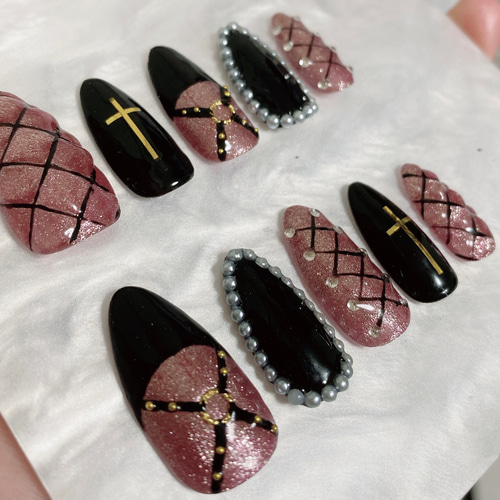 量産型 地雷 キラキラ ネイルチップ キルティング ピンク 黒