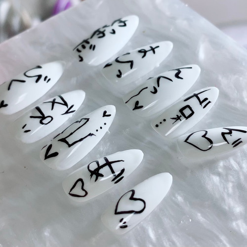 痛ネイル 量産型 地雷 ネイルチップ ネイルチップ（つけ爪