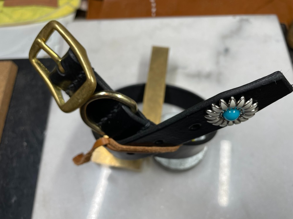 【CDOｰNUHG25CDBL〈BK〉】犬の首輪〈サイズ「Ｌ」〉  牛革　人気　かわいい