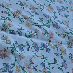 【フランスヴィンテージ】蔦の絡まるたくさんのお花コットン 3枚目の画像