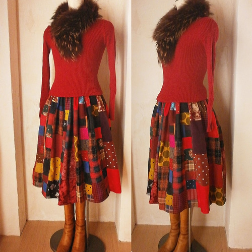 VIVA HEAT パッチワークスカート 赤　ダウン　冬 受注作品 絵画なパッチワーク ボリューム ギャザースカート ブーツ丈