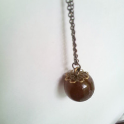木の実ネックレス（茶色、銅） 4枚目の画像