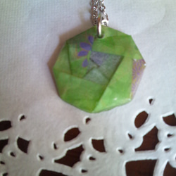 折り紙ネックレス（丸、緑） 3枚目の画像
