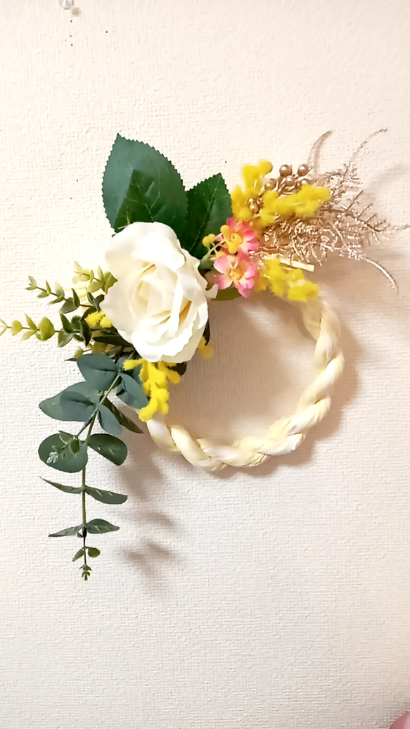 和モダンしめ縄　黄色MIX　バラ　お正月飾り　リース 1枚目の画像