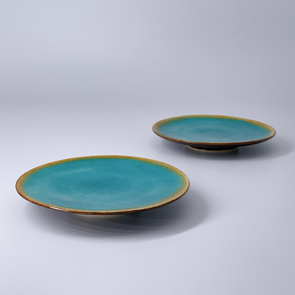 青釉豆皿 2枚目の画像