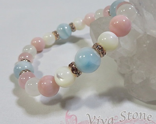 珍しい！すんごい！ピンクアイランドアクアマリン！ 淡いピンクカラーのアイランドアクアマリンisland Aquamarine