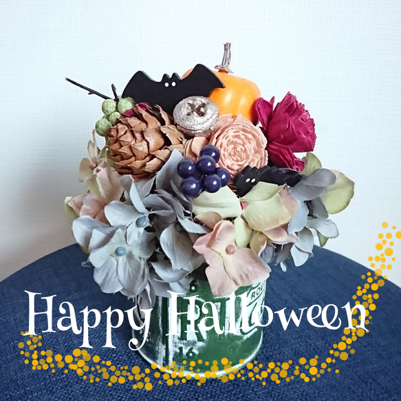 【ハッピーハロウィン】プチ缶☆*...フラワーアレンジメント☆*...ハロウィン仕様 1枚目の画像