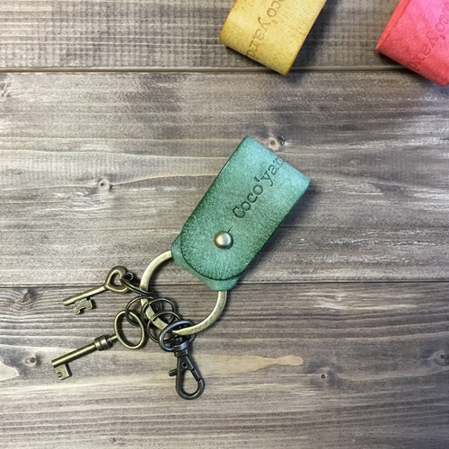 IL BISONTE グリーンレザーキーホルダー IL BISONTE イルビゾンテ キーケース キーリング キーホルダー