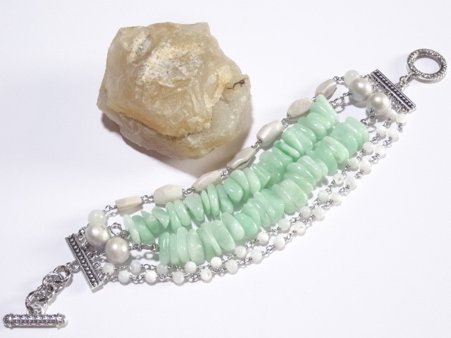 グリーンフェルスパーの5連ボリュームブレスレット
