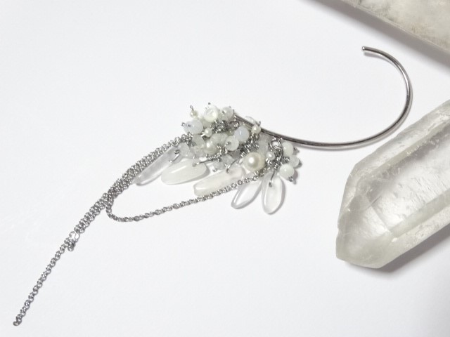 白雪と氷柱のイヤーフック