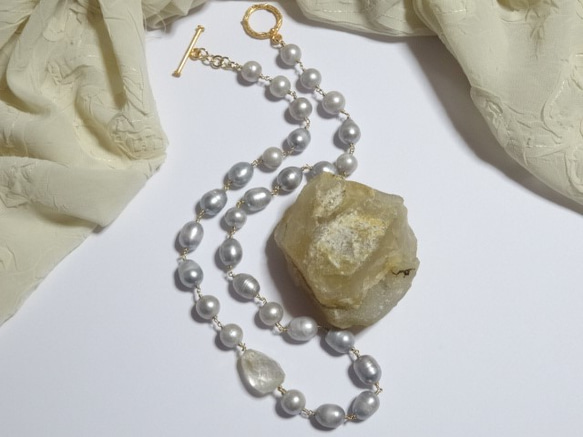 大粒シトリンと淡水真珠のネックレス 3枚目の画像