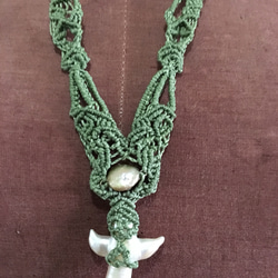 よ〜くみてください真珠です十字架の真珠マクラメ編みネクレスオリジナル 3枚目の画像