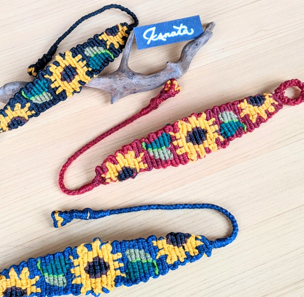 『  ひ  ま  わ  り ブレスレット』  ☆  HEMP  ＆  RAMIE  ☆