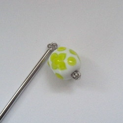 金赤とピンクの花のとんぼ玉(水中花入り)のストラップ 携帯ストラップ