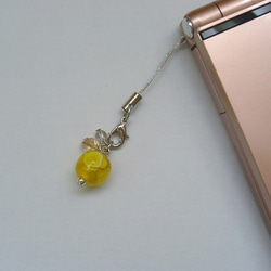 黄色のバラのとんぼ玉のネックレス(ストラップ兼用) 4枚目の画像