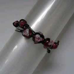 赤紫のバラの小さなとんぼ玉のネックレス(ブレスレット兼用) 4枚目の画像